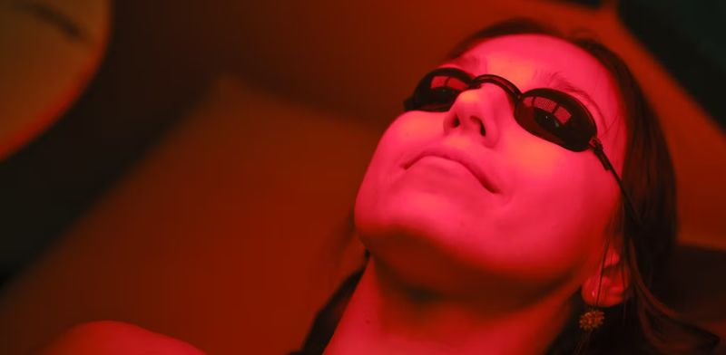 Red Light Therapy Shows Promise for Pain Relief, Inflammation and Skin Conditions