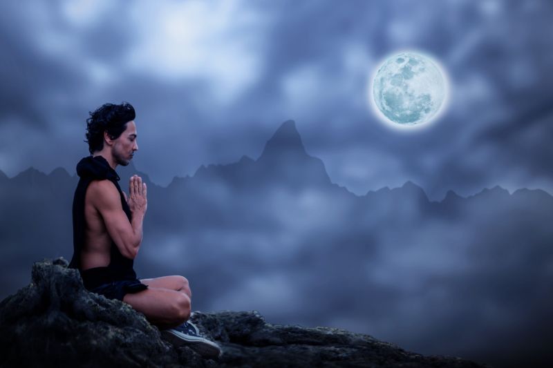 Mindfulness Is about ‘Remembering’ − a Practice of Coming Back to the Now