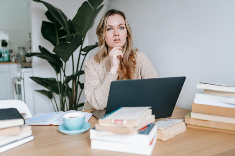 It’s Normal for Your Mind to Wander. Here’s How to Maximise The Benefits