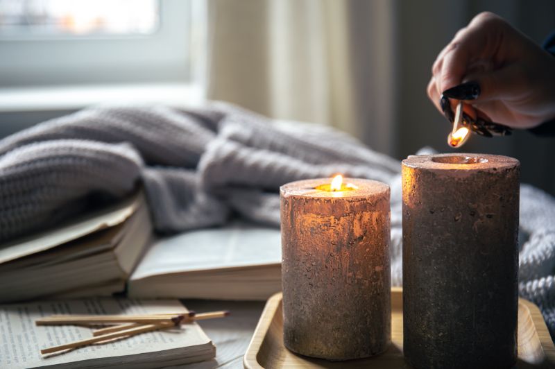 Using Candlelight to Create a Calmer Home